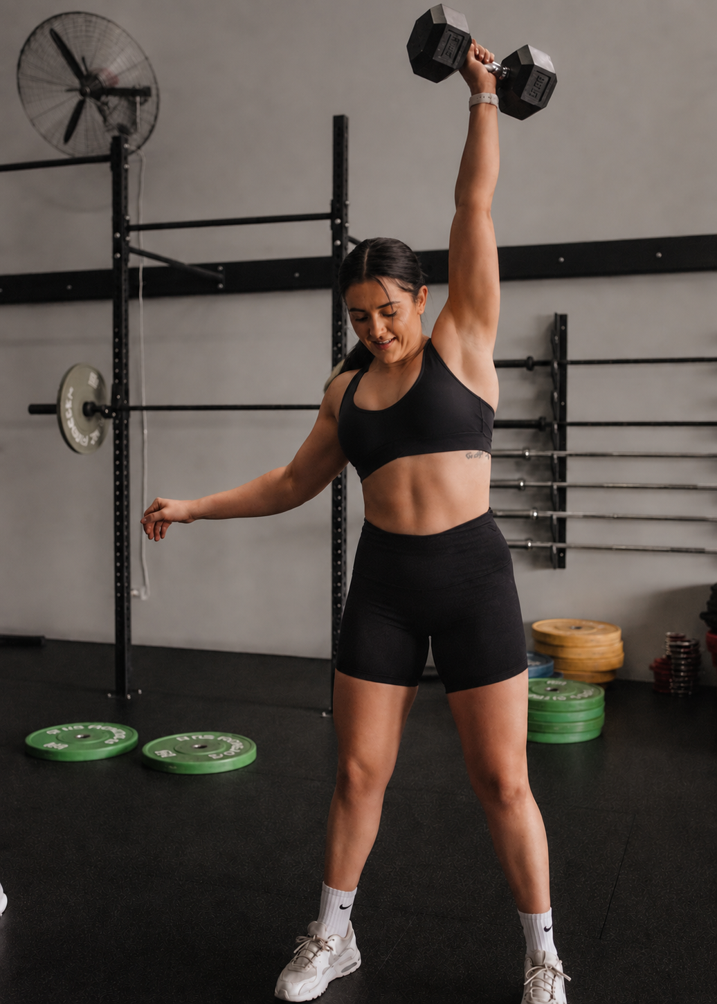 Dumbbells vs Barbells for Strength Training: Which Should You Choose?
